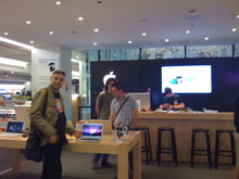 European University 2008 - Trip in Barcelona at the Apple Store