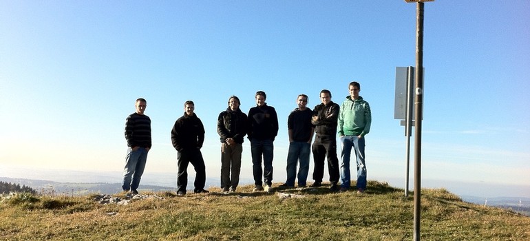 Splendide descente du Chasseral en trottinettes